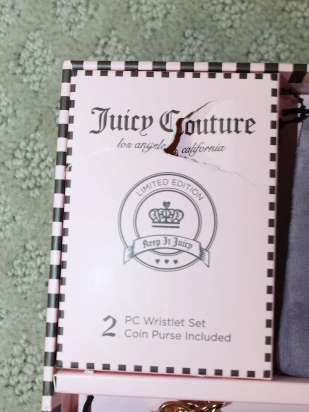 Juicy Couture Heritage Wristlet Set Dusty Violet 2 Pc Pouch Limited Edition